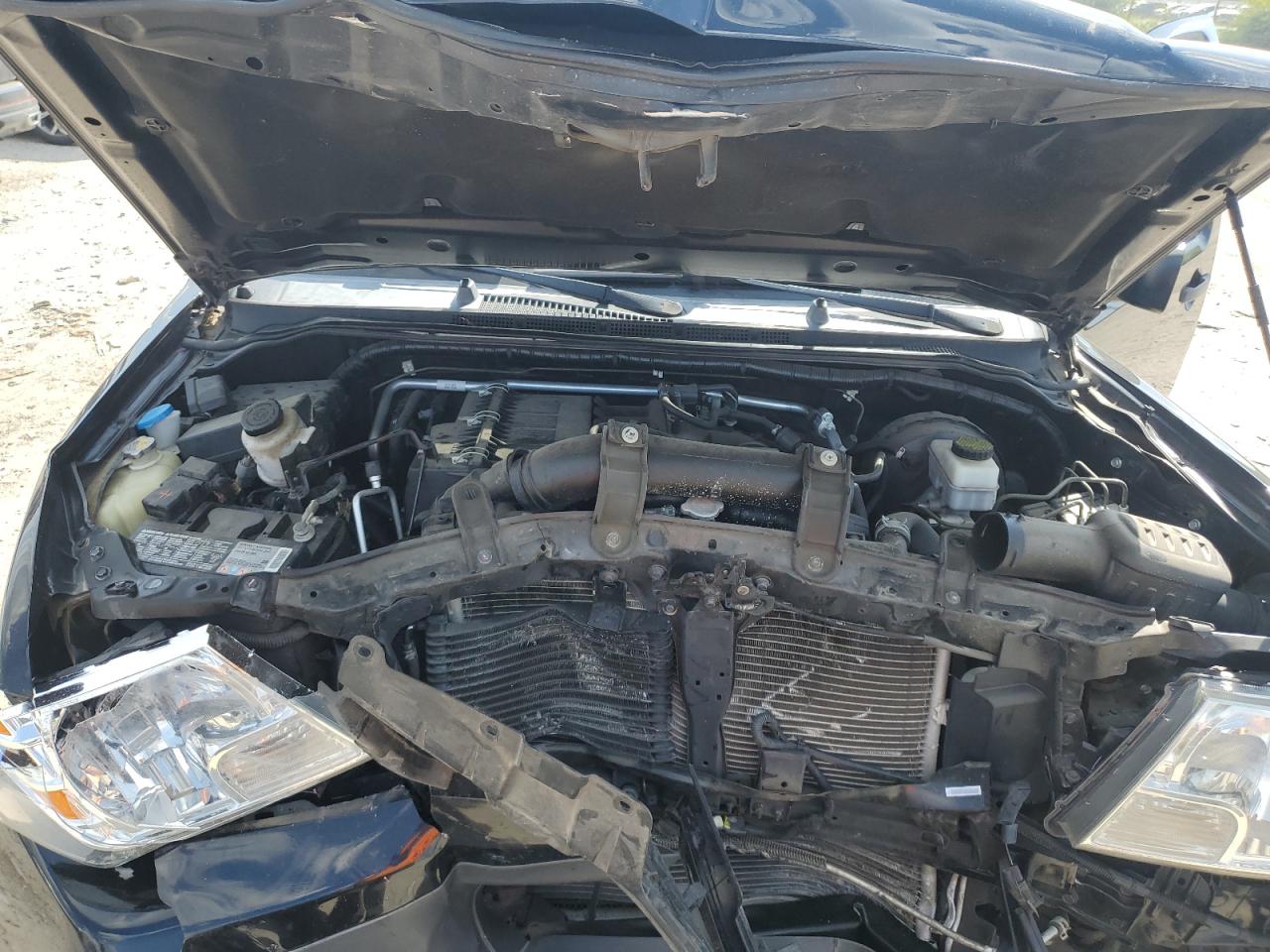 Nissan Frontier S