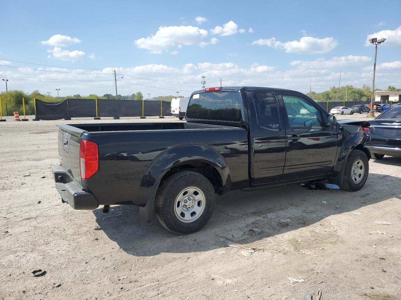 Nissan Frontier S