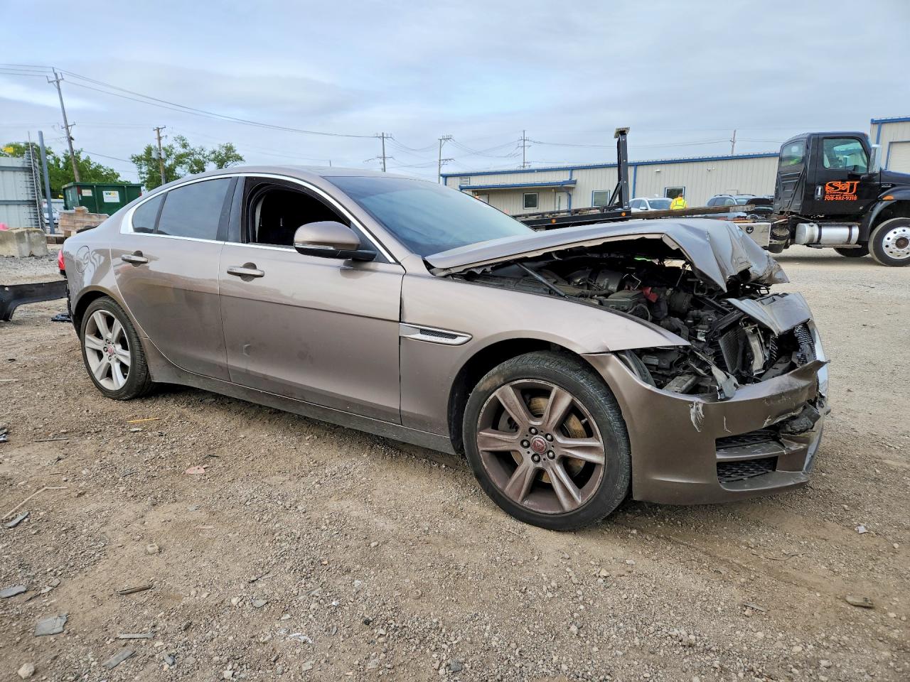Jaguar XE Prestige