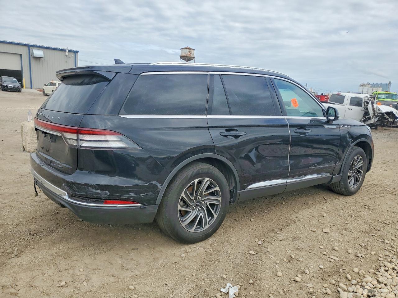 Lincoln Aviator