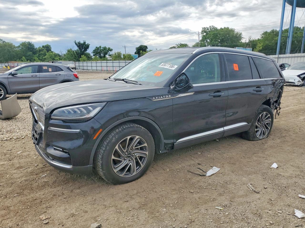 Salvage Lincoln Aviator Image