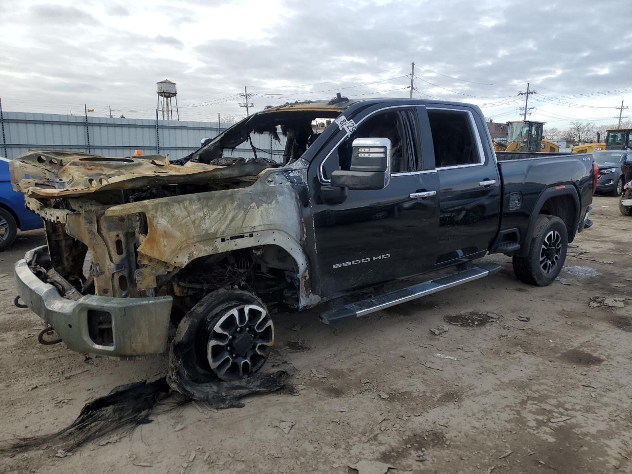 Salvage GMC Sierra Image