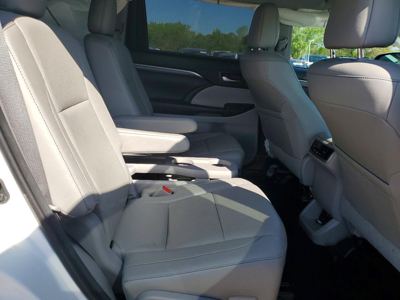 Toyota Highlander Limited