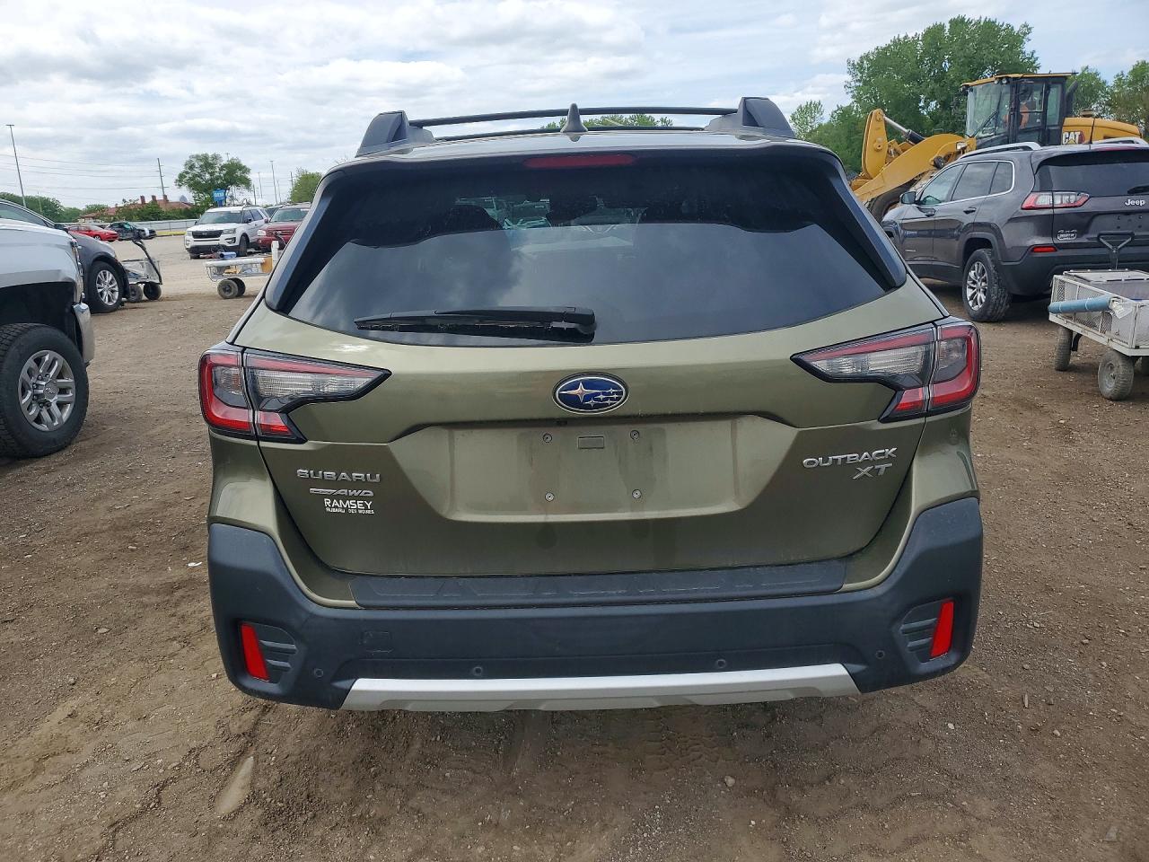 Subaru Outback Limited Xt