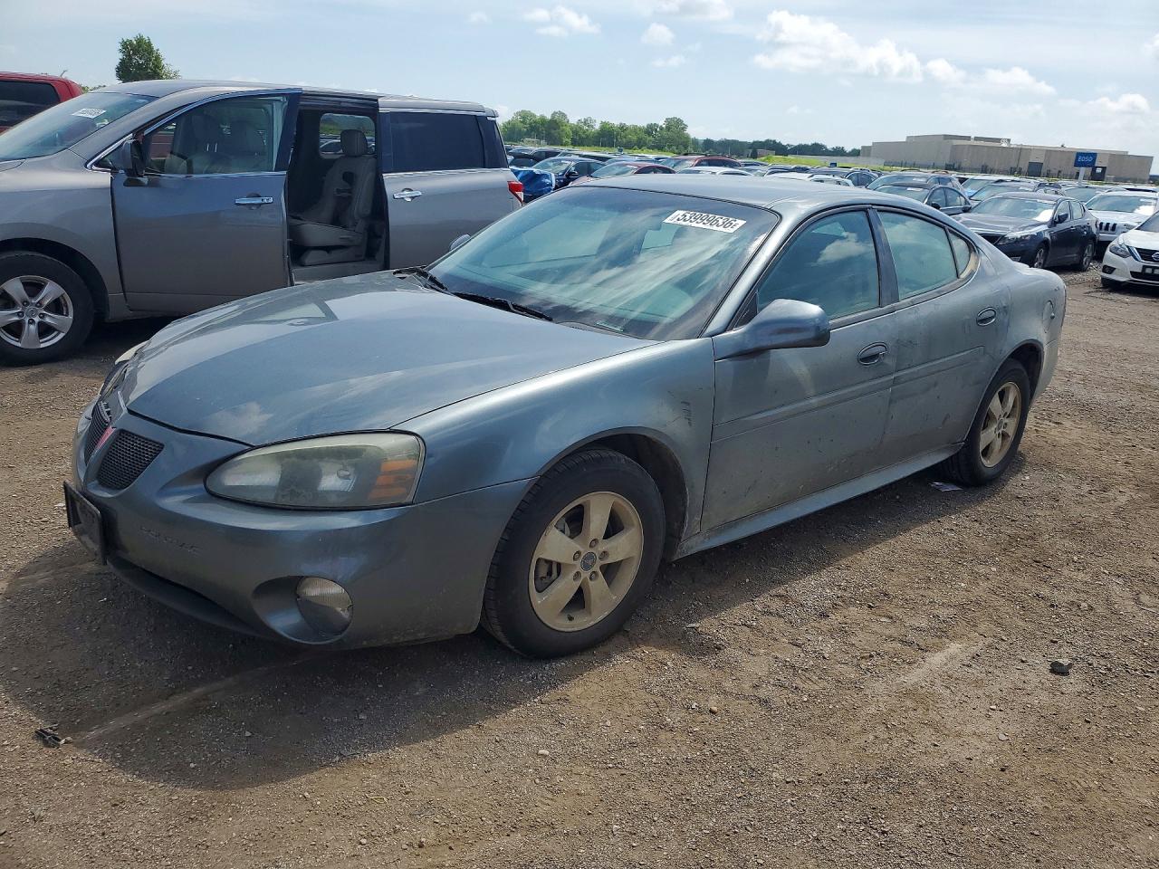 Salvage Pontiac Grandprix Image