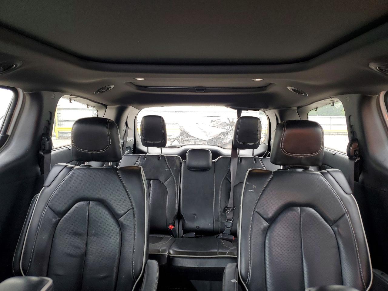 Chrysler Pacifica Limited