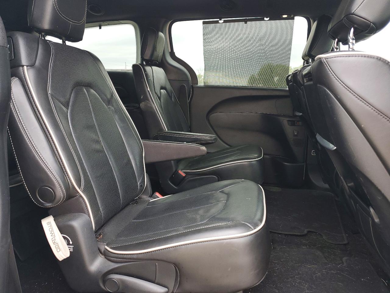 Chrysler Pacifica Limited