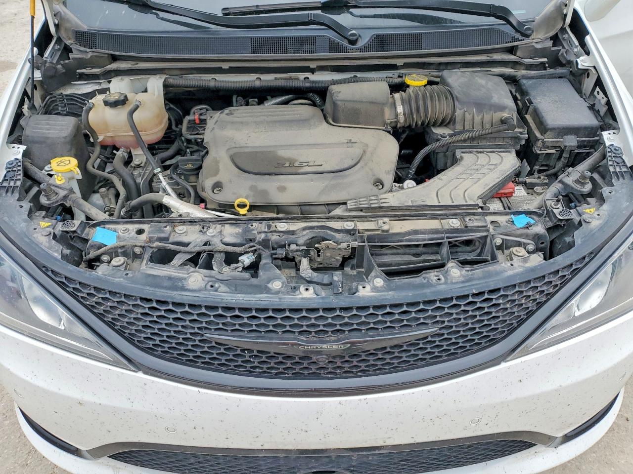 Chrysler Pacifica Limited