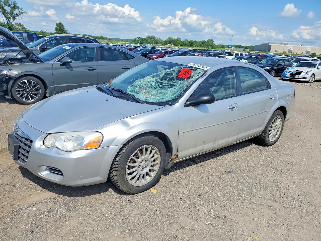 Salvage Chrysler Sebring Image