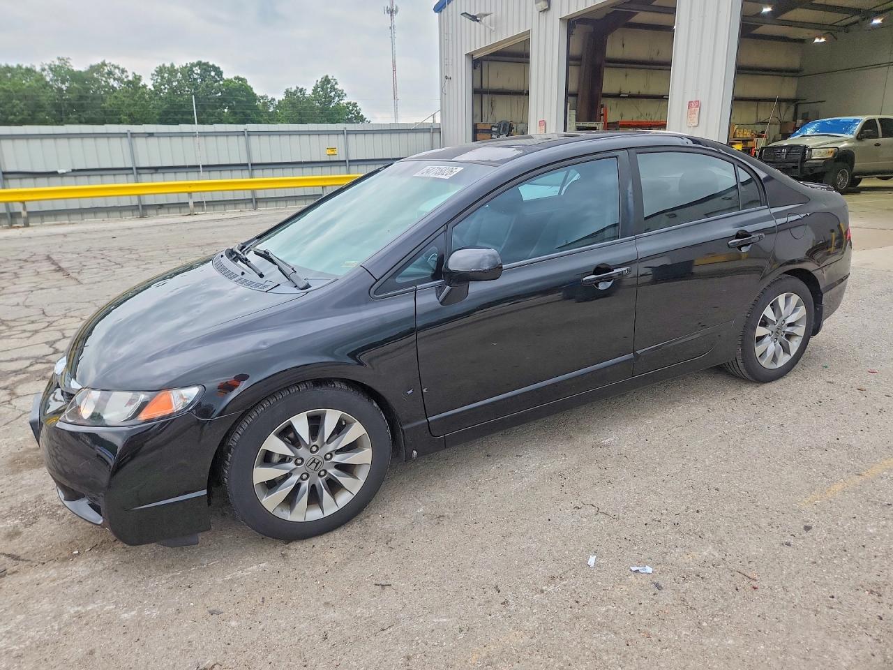 Salvage Honda Civic Image