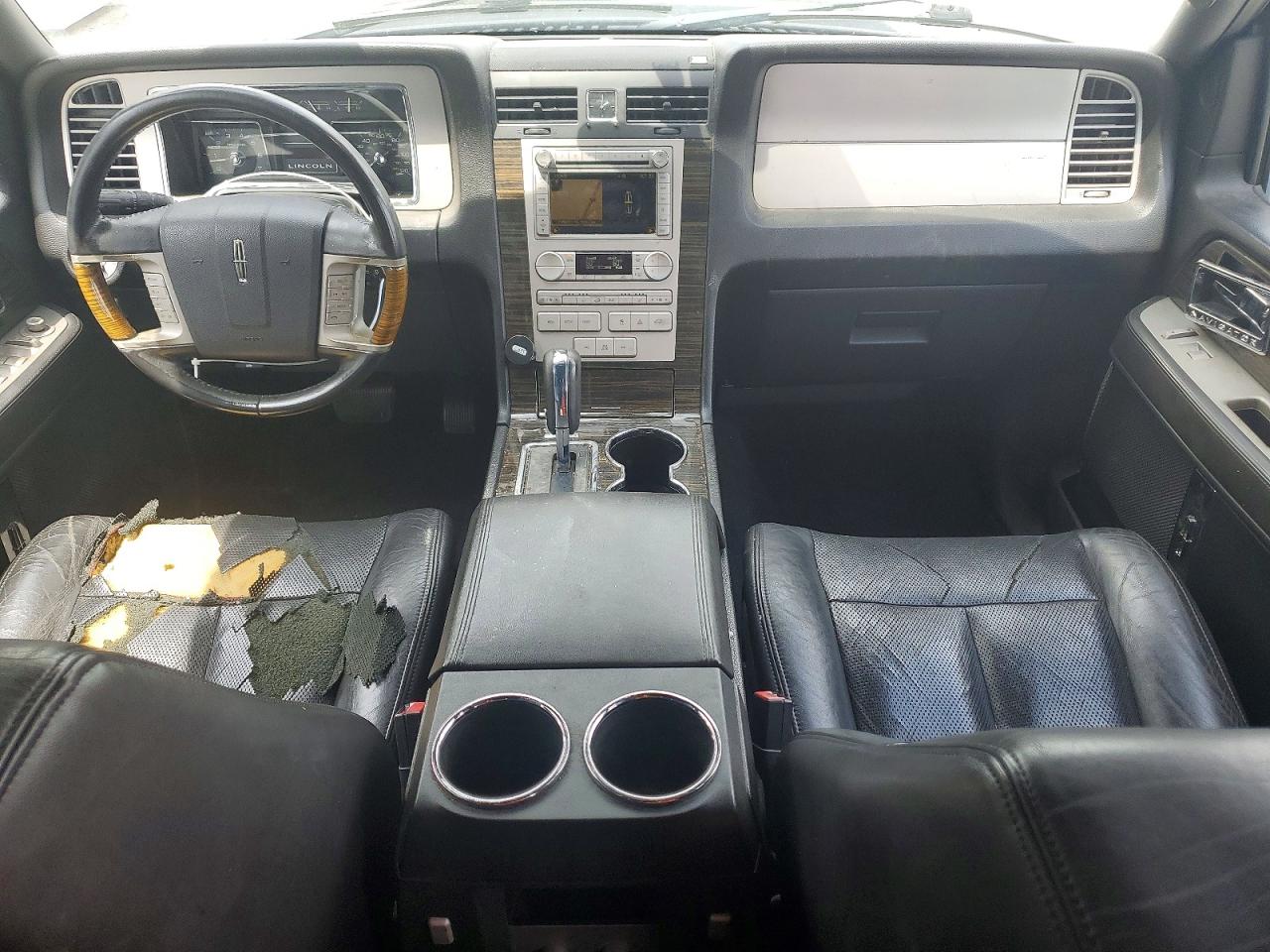 Lincoln Navigator L