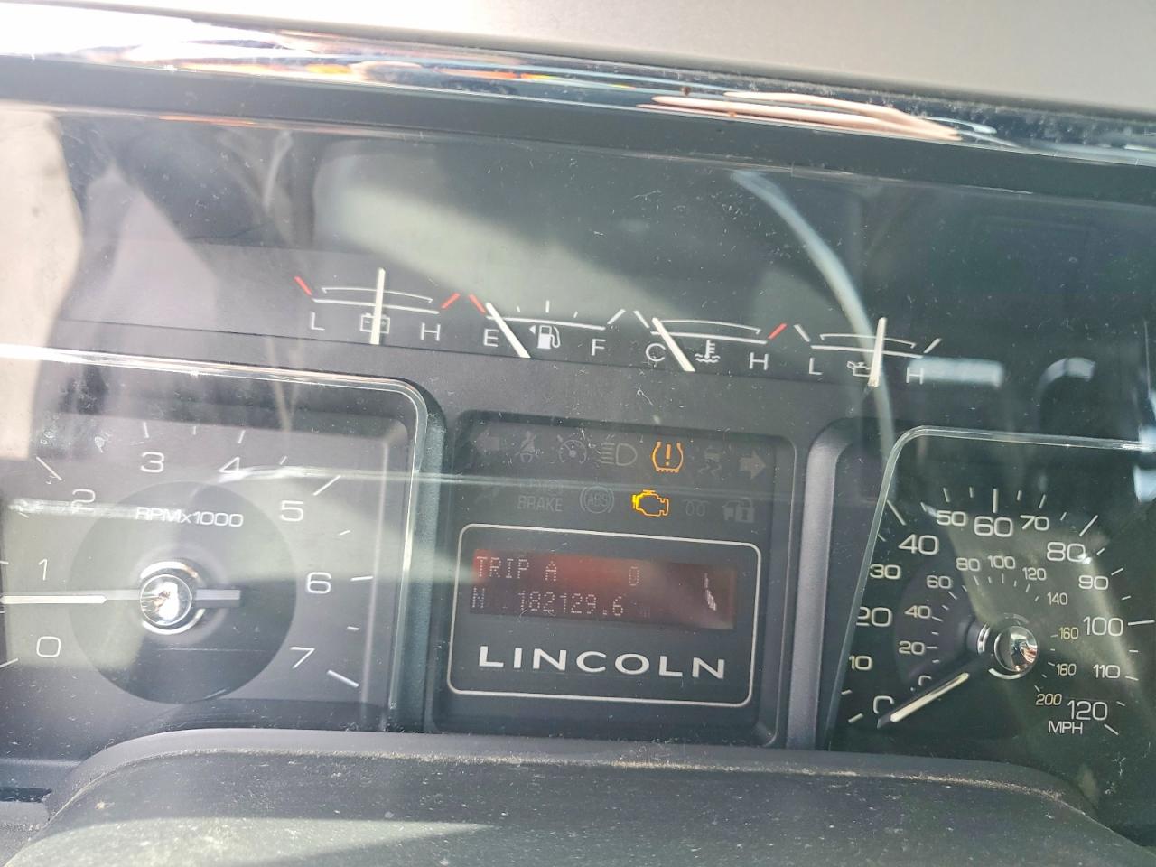 Lincoln Navigator L