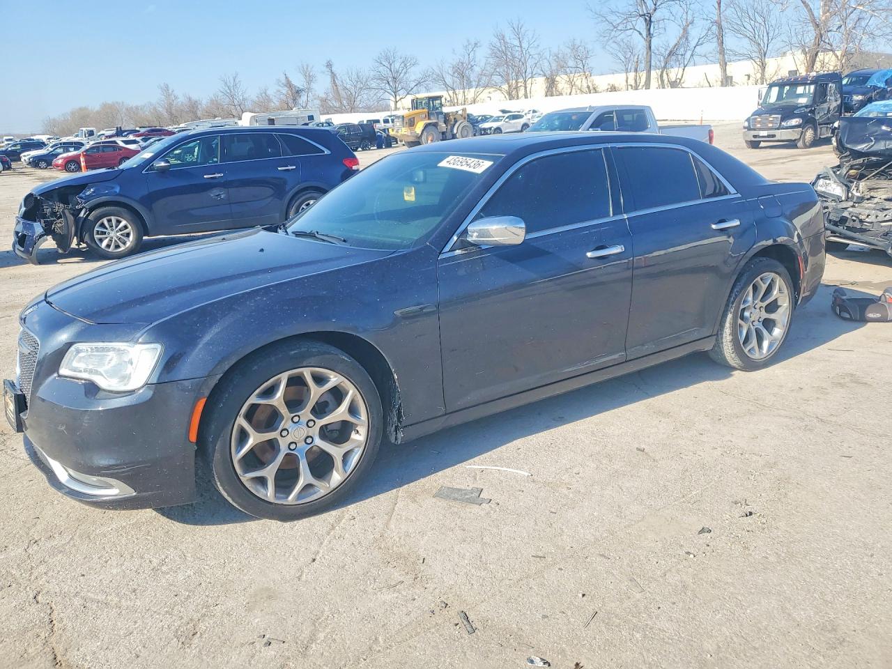 Salvage Chrysler 300 Image