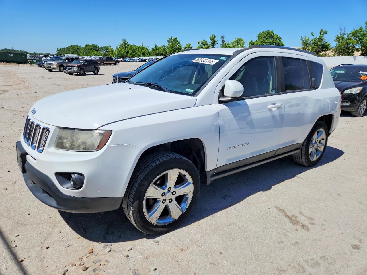 Salvage Jeep Compass Image