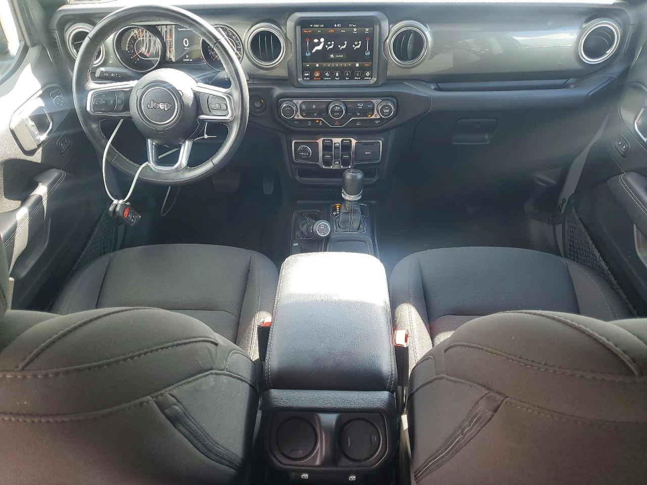 Jeep Wrangler Sahara
