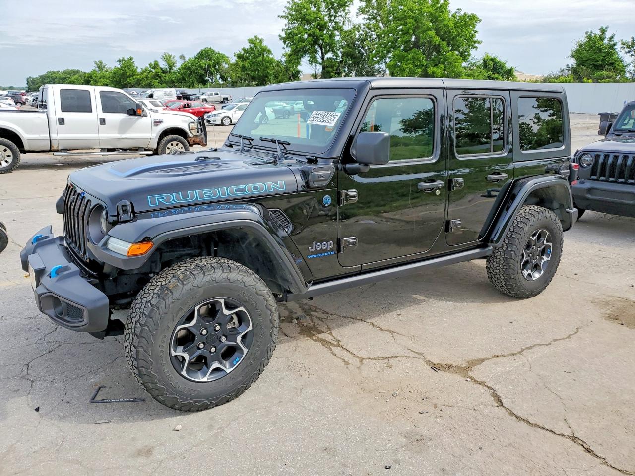 Salvage Jeep Wrangler Image