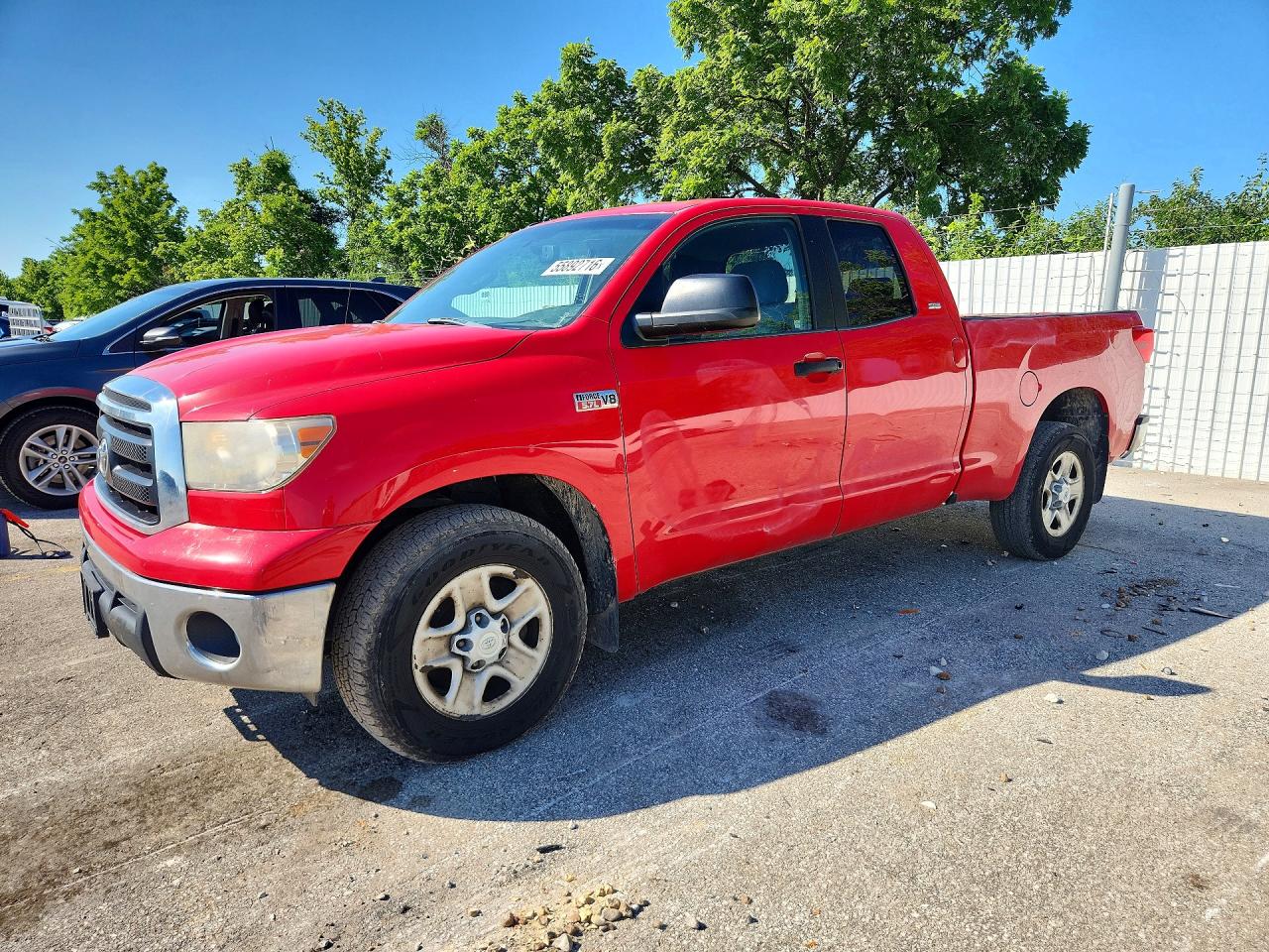 Salvage Toyota Tundra Image