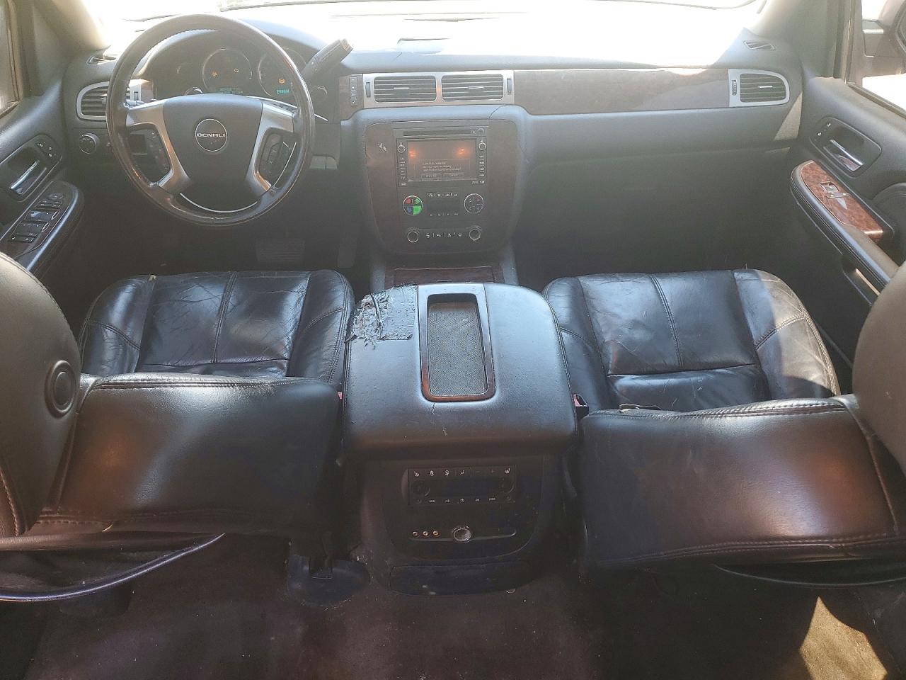 GMC Yukon Denali