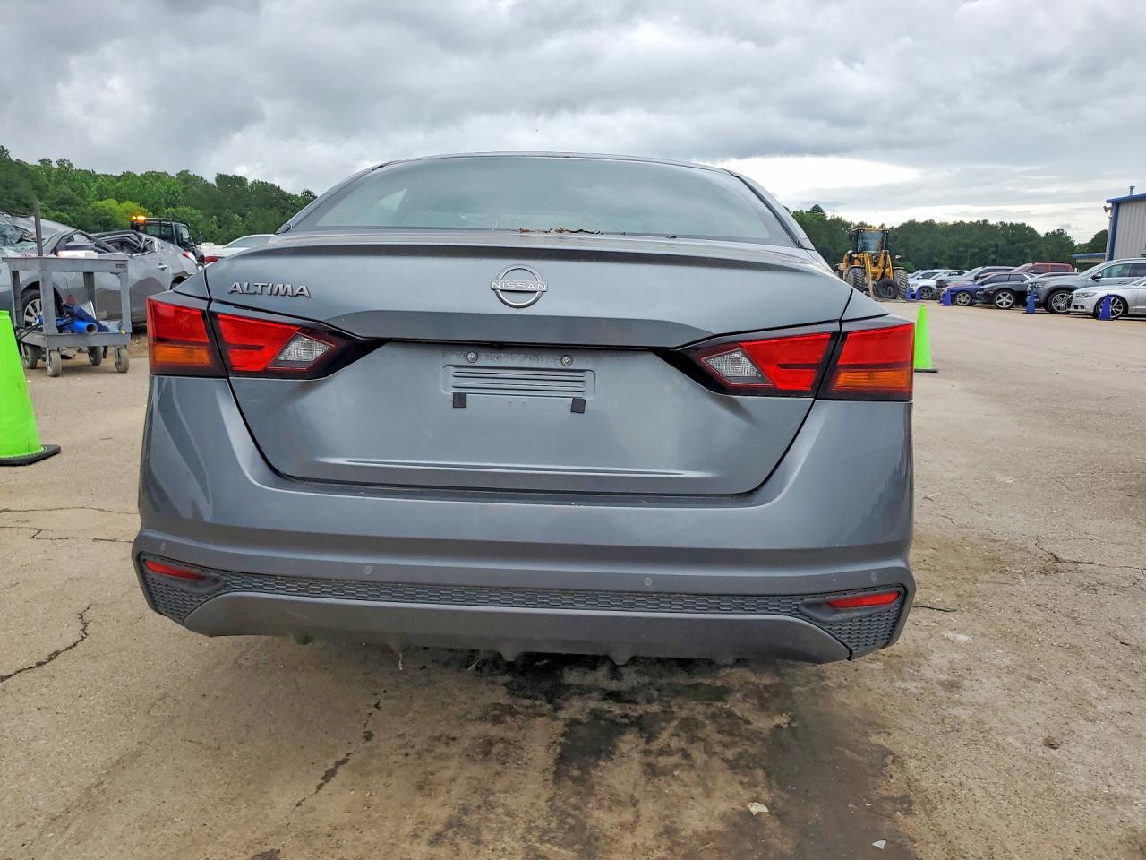 Nissan Altima S