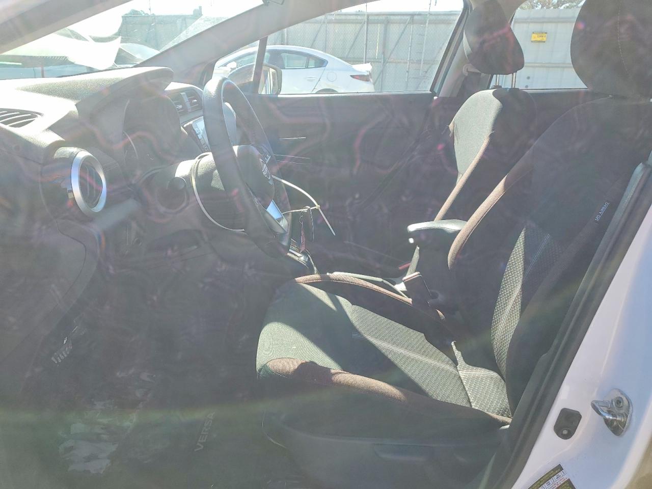 Nissan Versa Sr