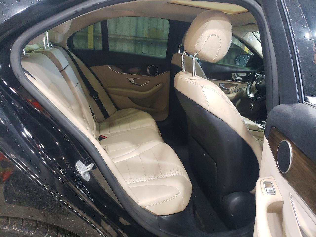 Mercedes-Benz C-Class 300