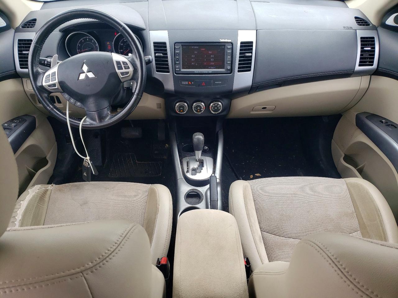 Mitsubishi Outlander Se