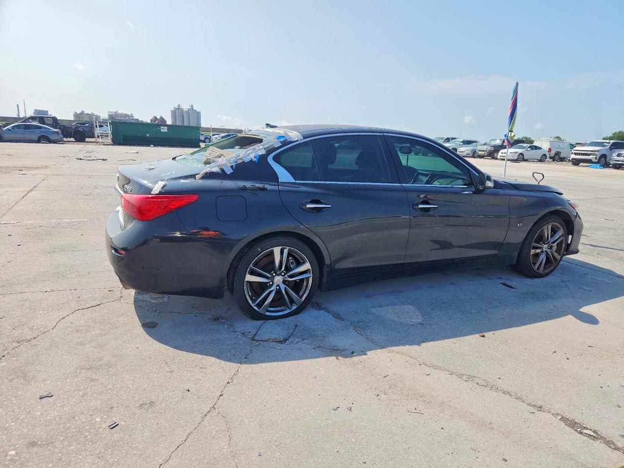 INFINITI Q50 Base