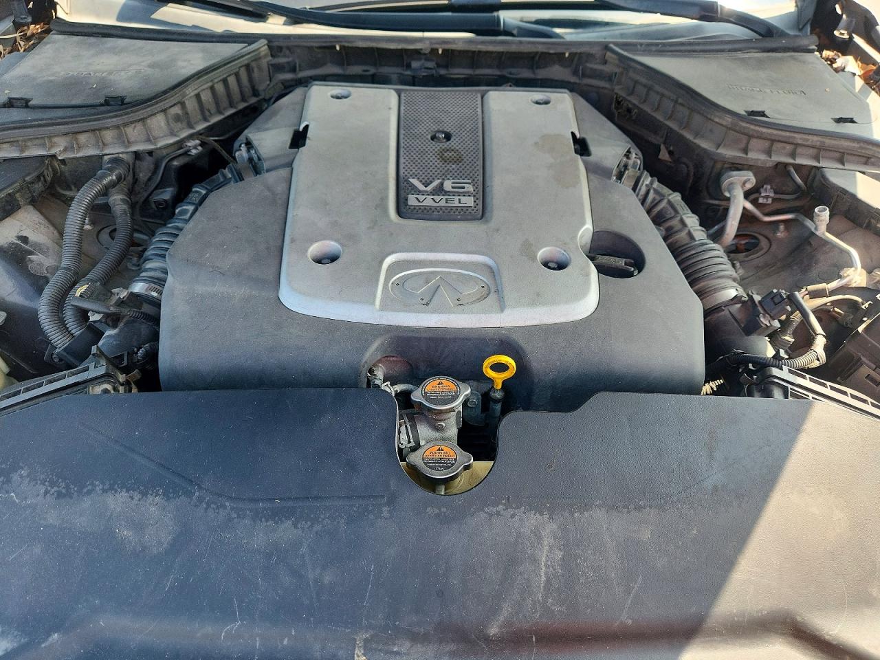 INFINITI Q50 Base