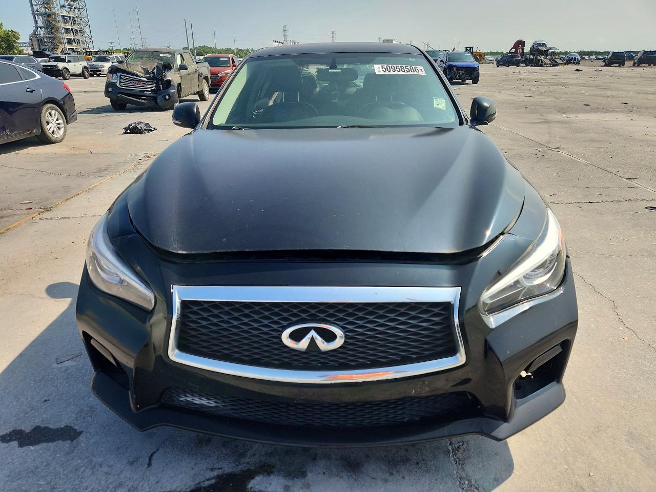 INFINITI Q50 Base