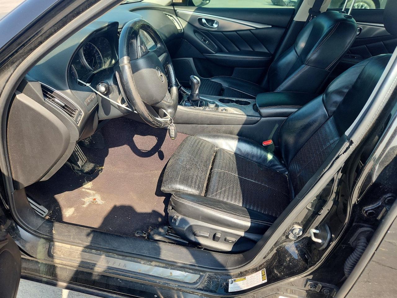 INFINITI Q50 Base