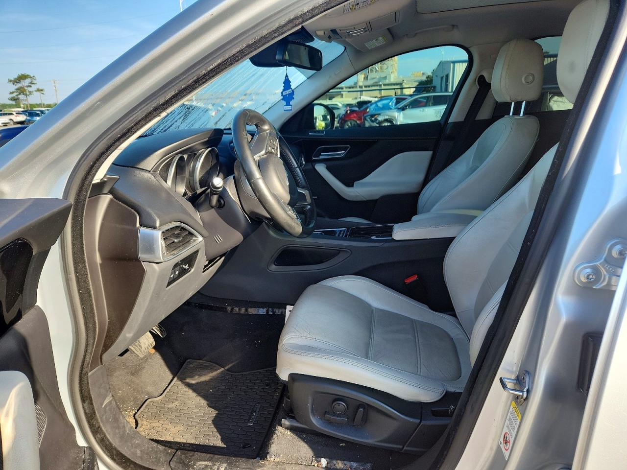 Jaguar F-PACE Prestige