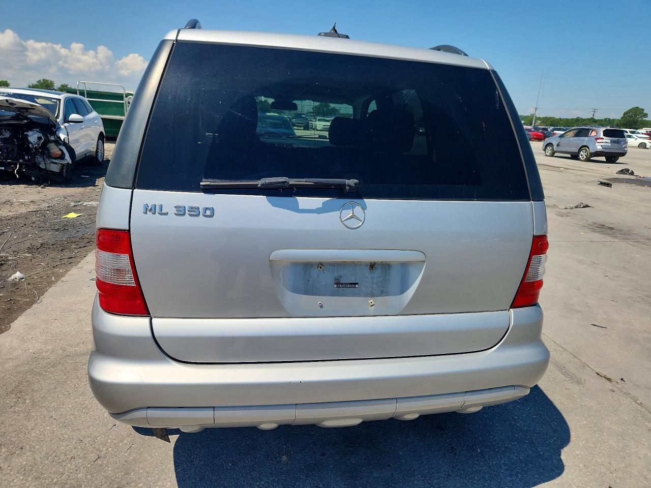Mercedes-Benz M-Class 350