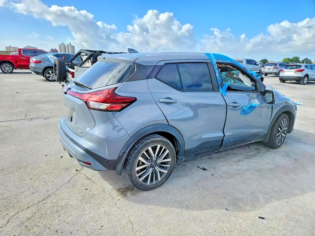Nissan Kicks Sv