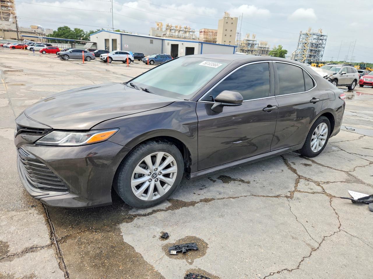 Salvage Toyota Camry Image