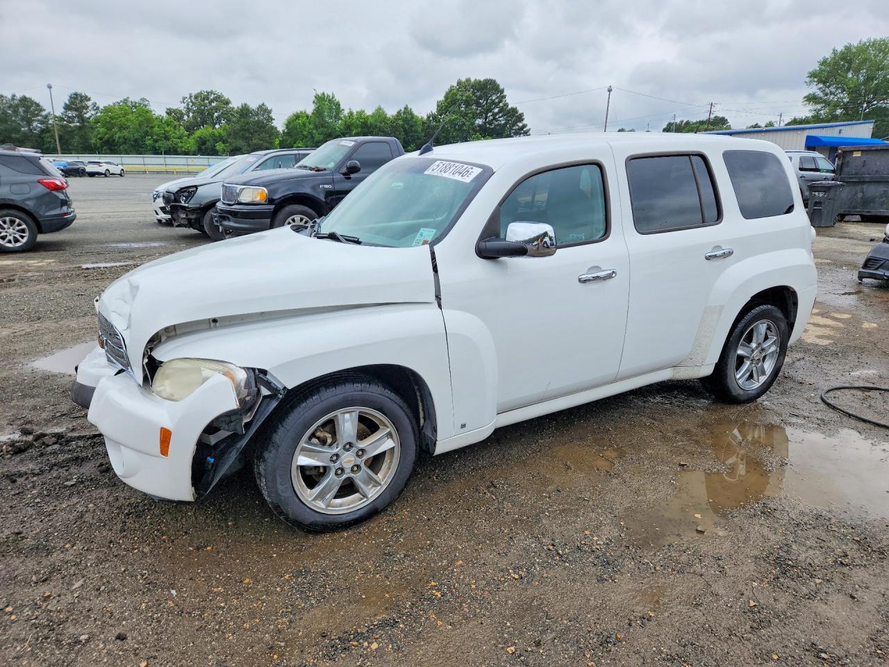 Salvage Chevrolet HHR Image