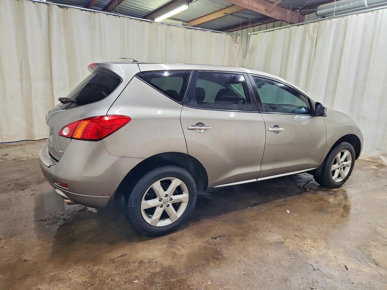 Nissan Murano S
