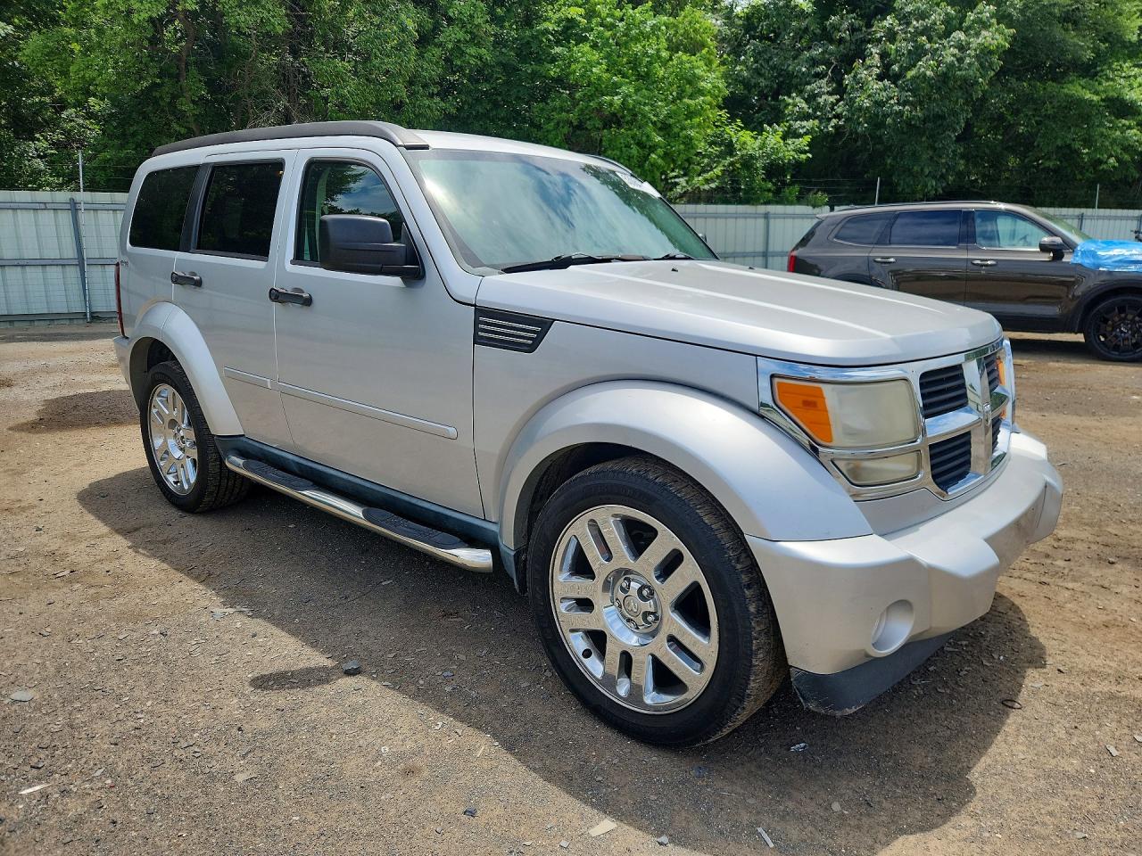 Dodge Nitro Se