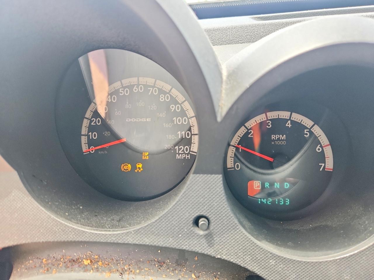 Dodge Nitro Se