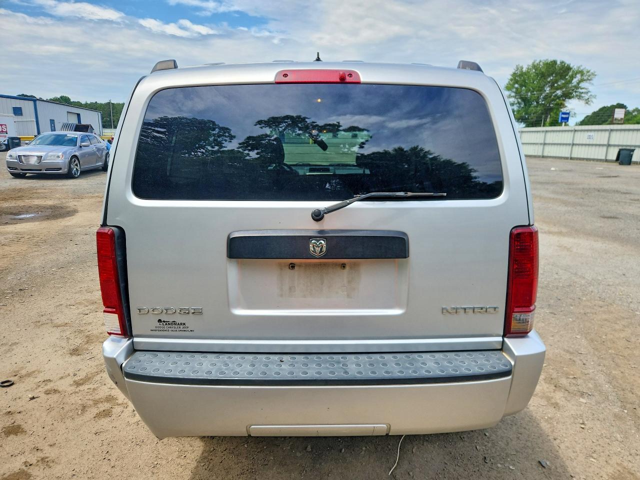 Dodge Nitro Se