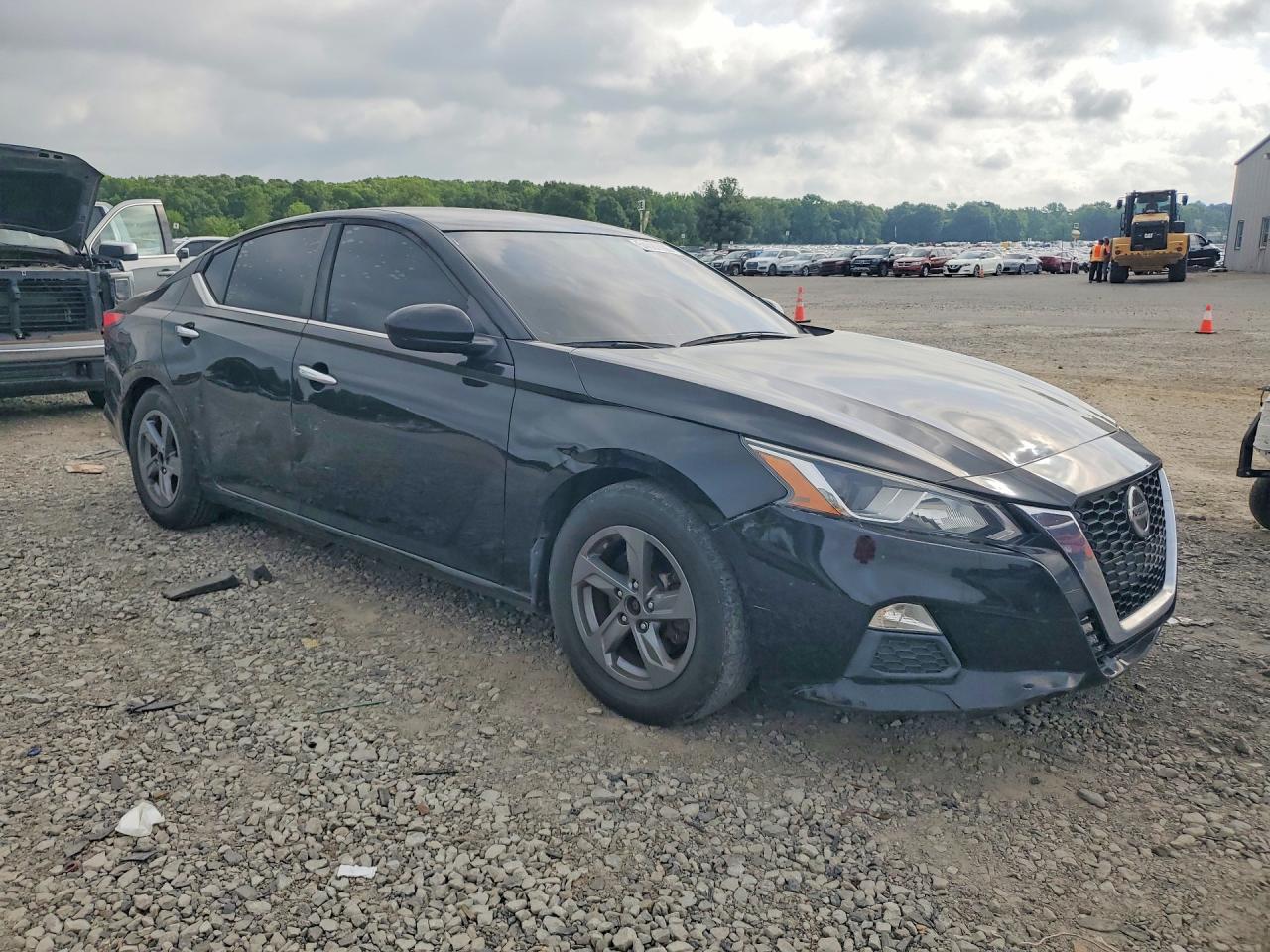 Nissan Altima S