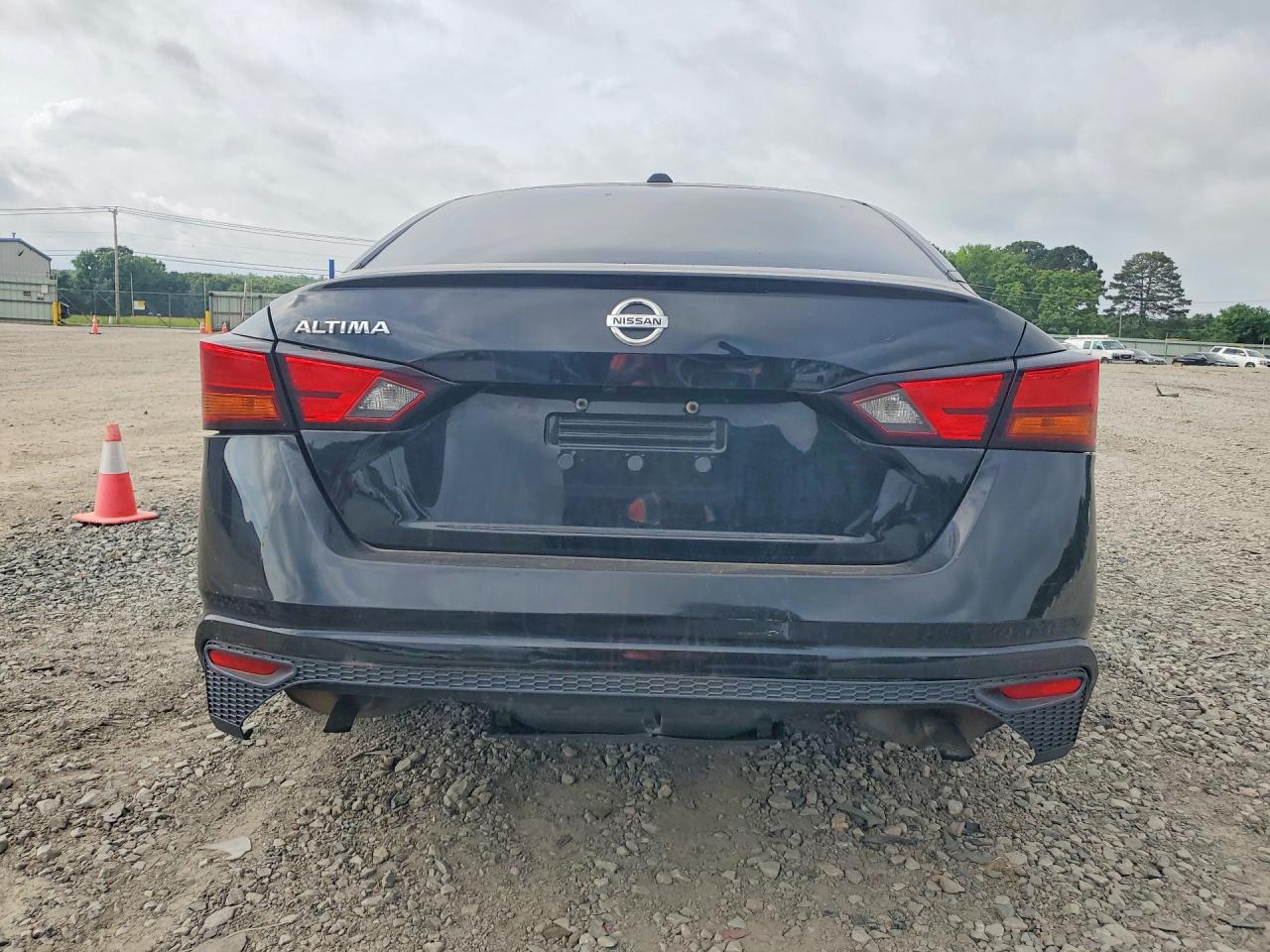 Nissan Altima S
