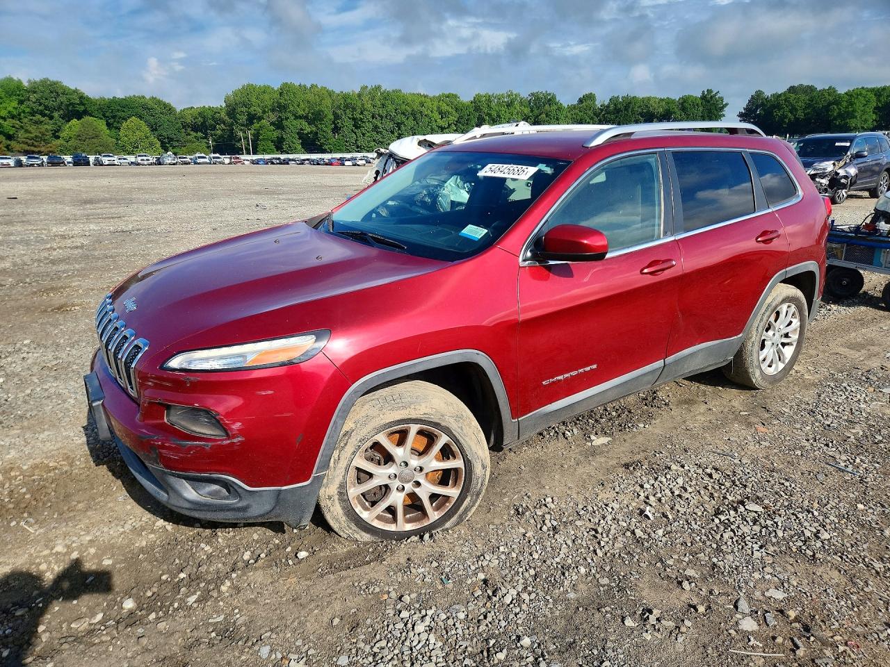 Salvage Jeep Cherokee Image