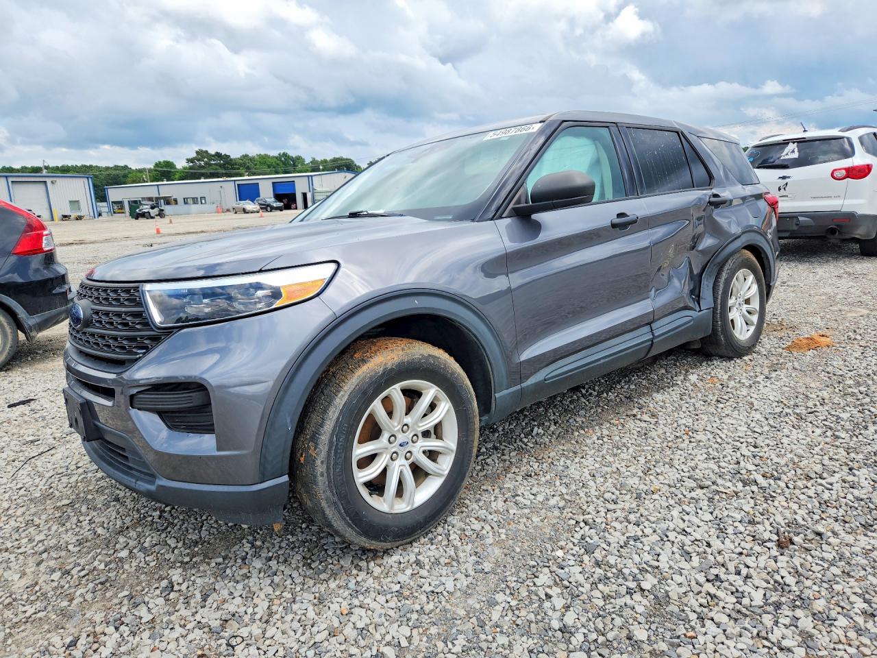 Salvage Ford Explorer Image