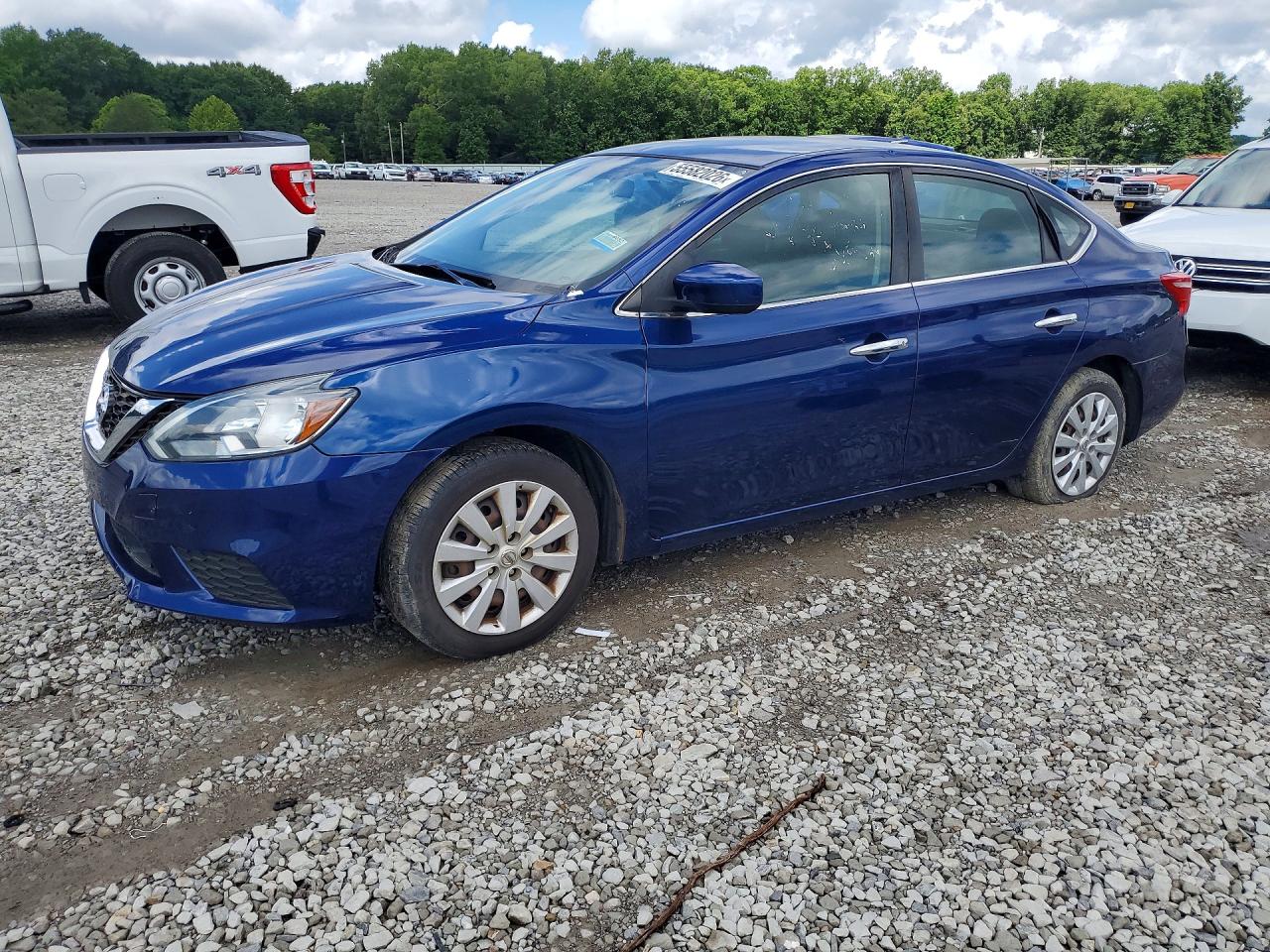 Salvage Nissan Sentra Image