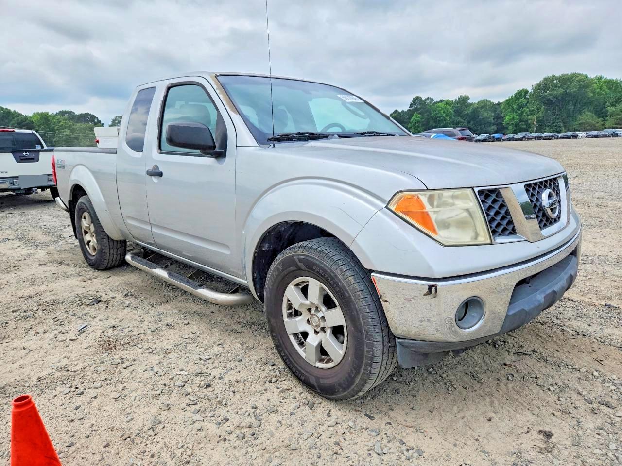 Nissan Frontier Se