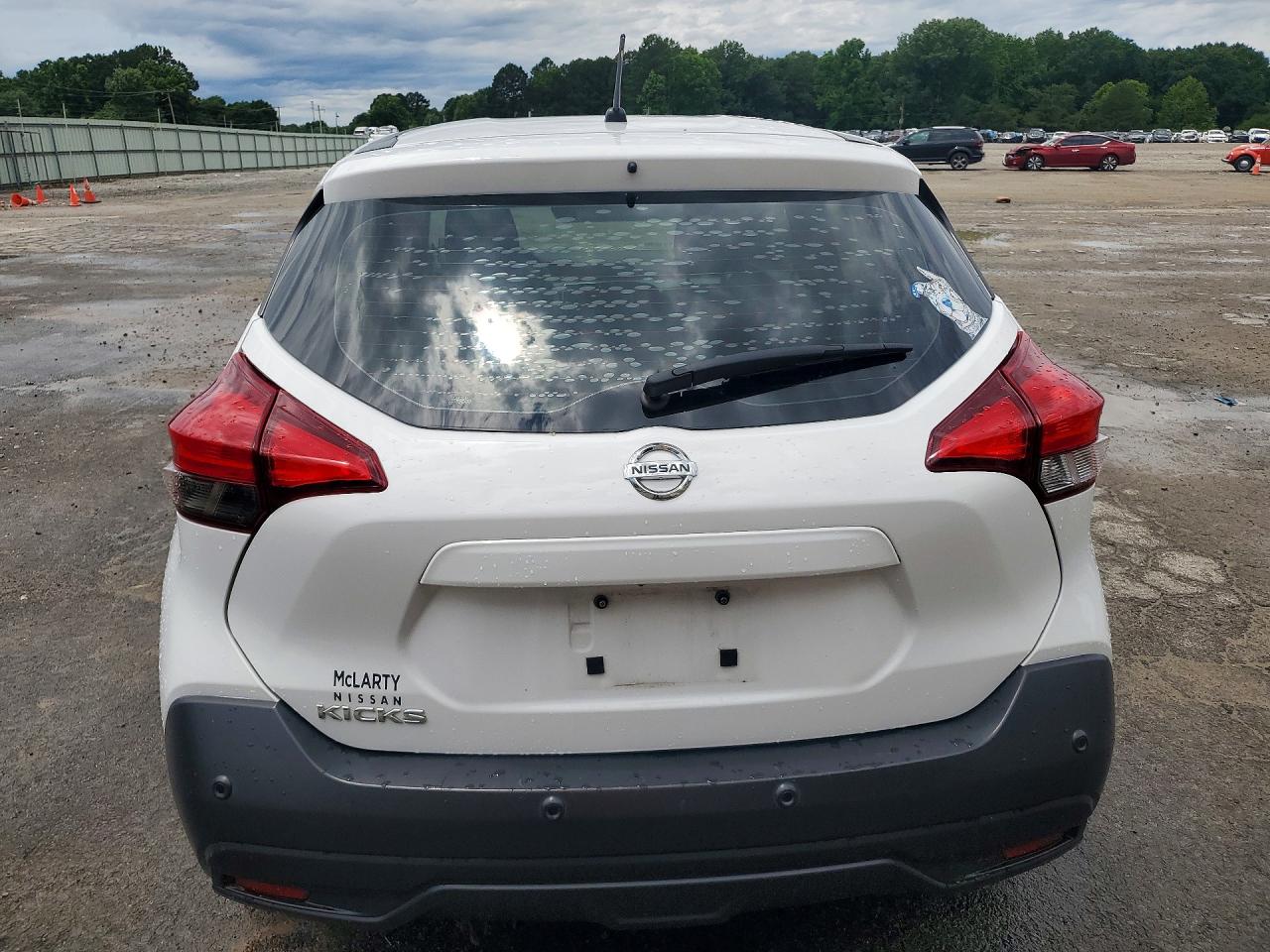Nissan Kicks S