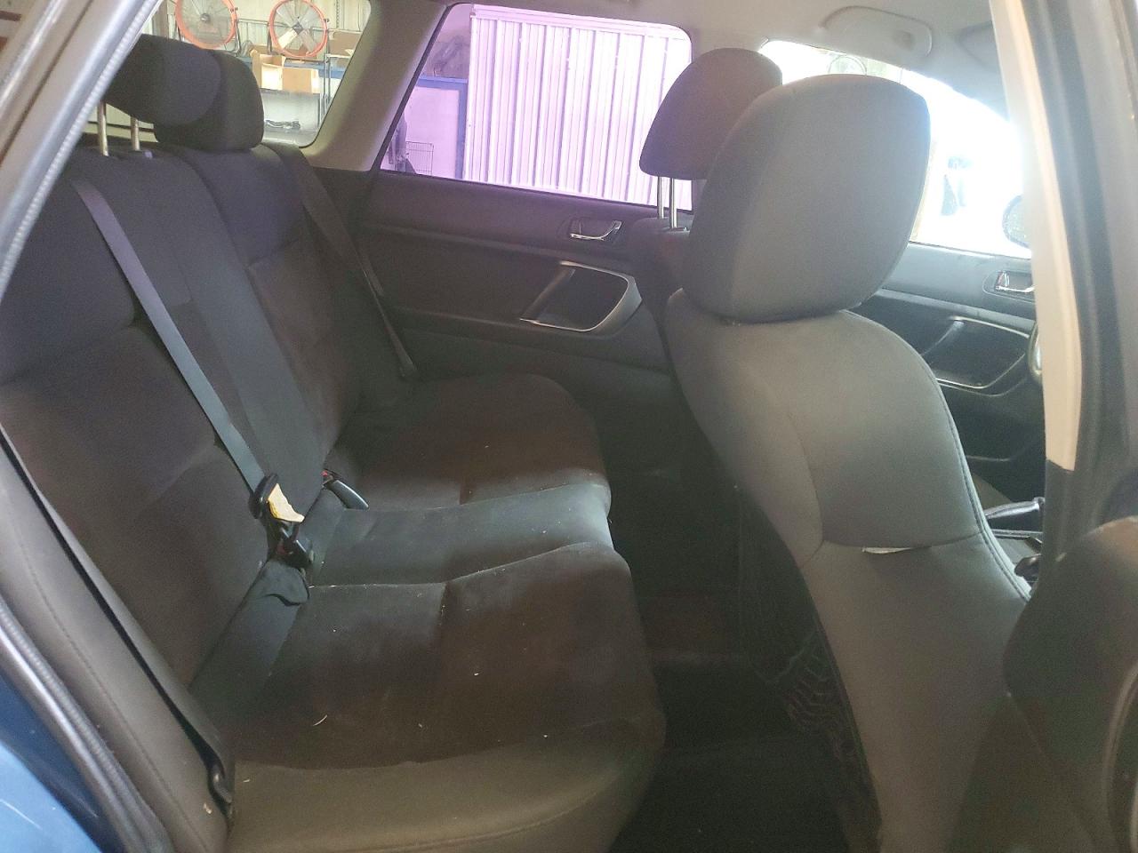 Subaru Outback 2.5i