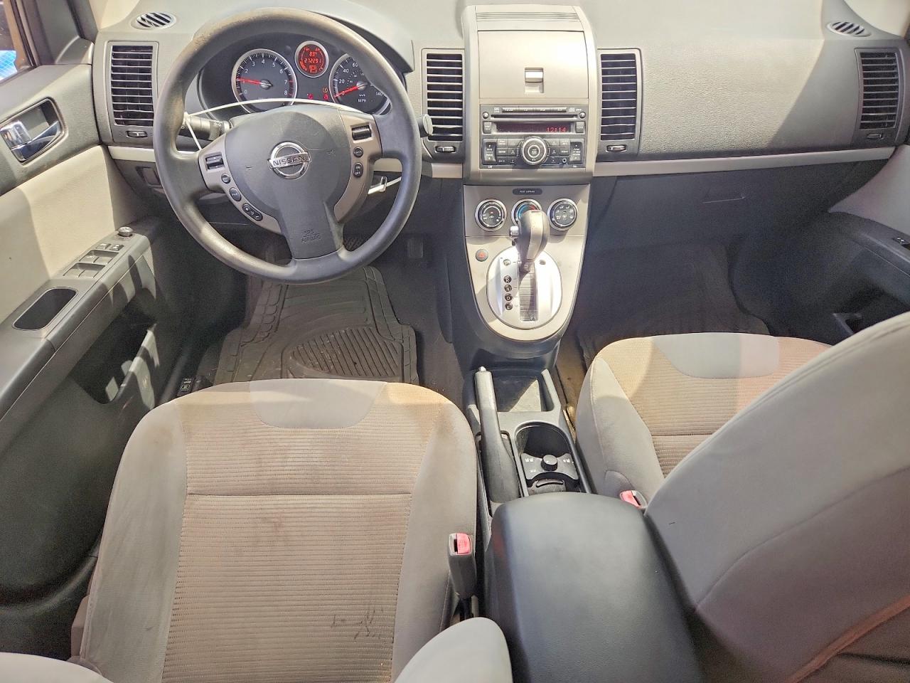 Nissan Sentra 2.0