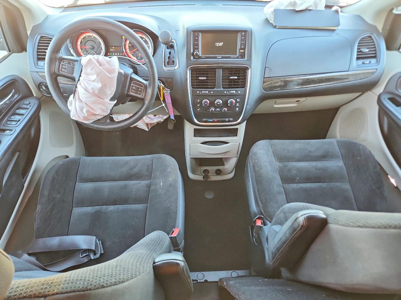 Dodge Caravan Se