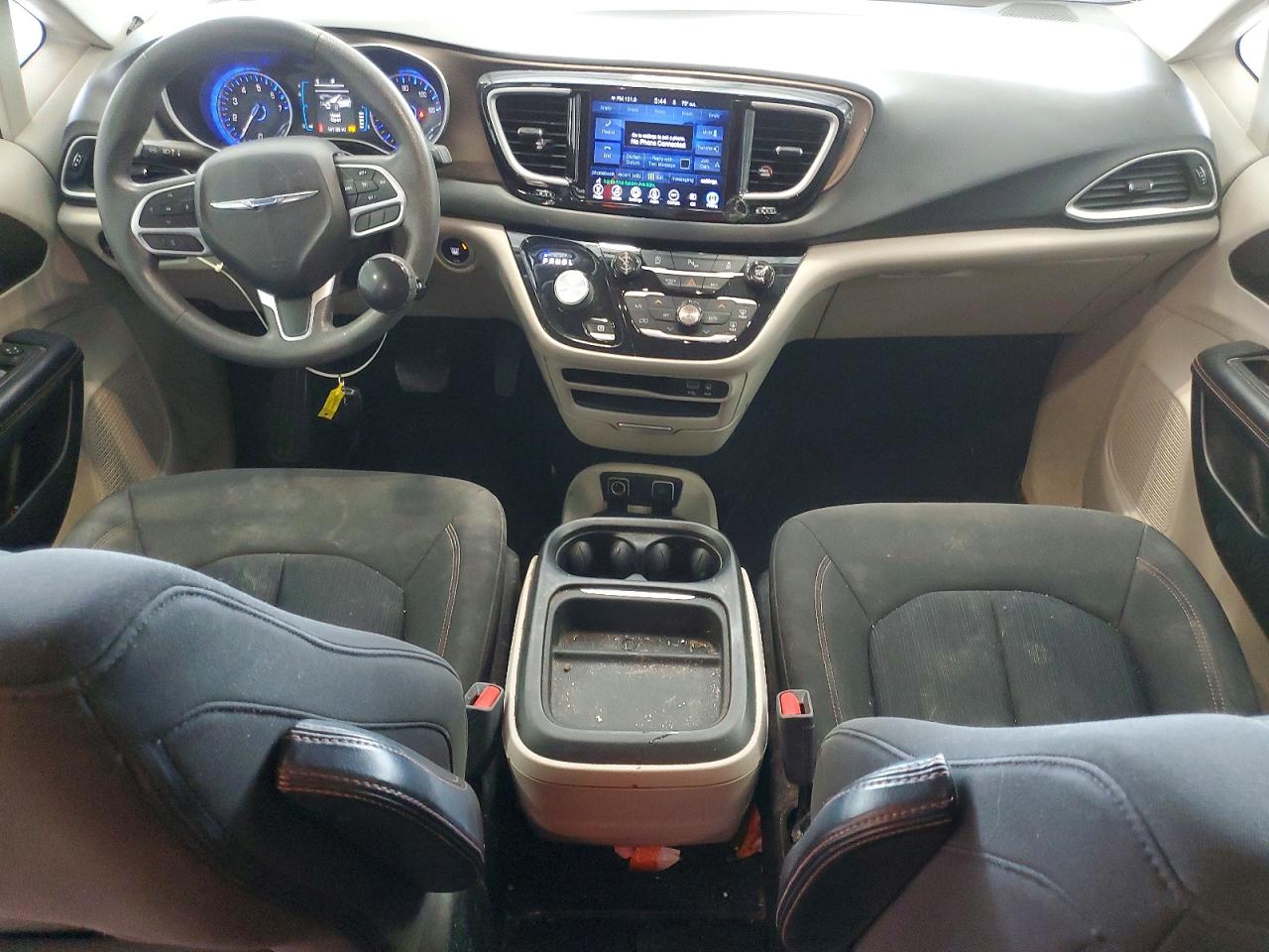 Chrysler Pacifica Touring L